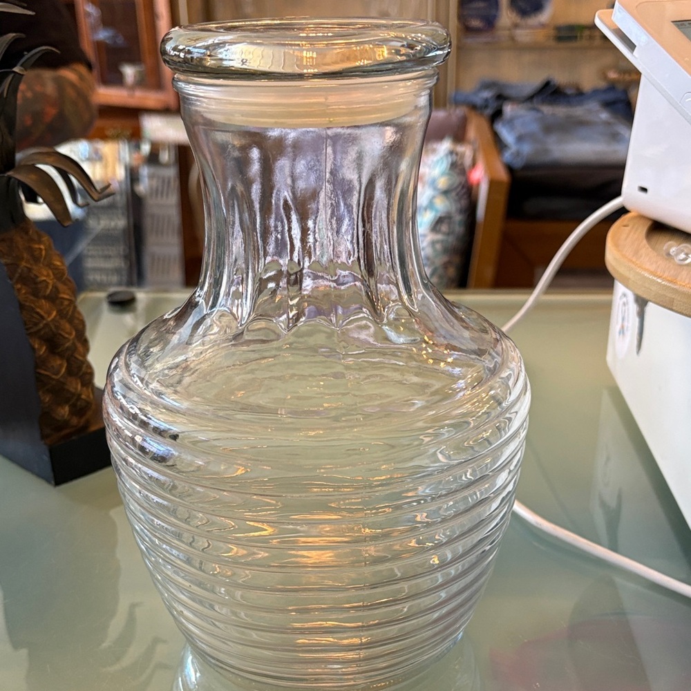 Vintage Anchor Hocking Beehive Ribbed Water Picture with carafe lid